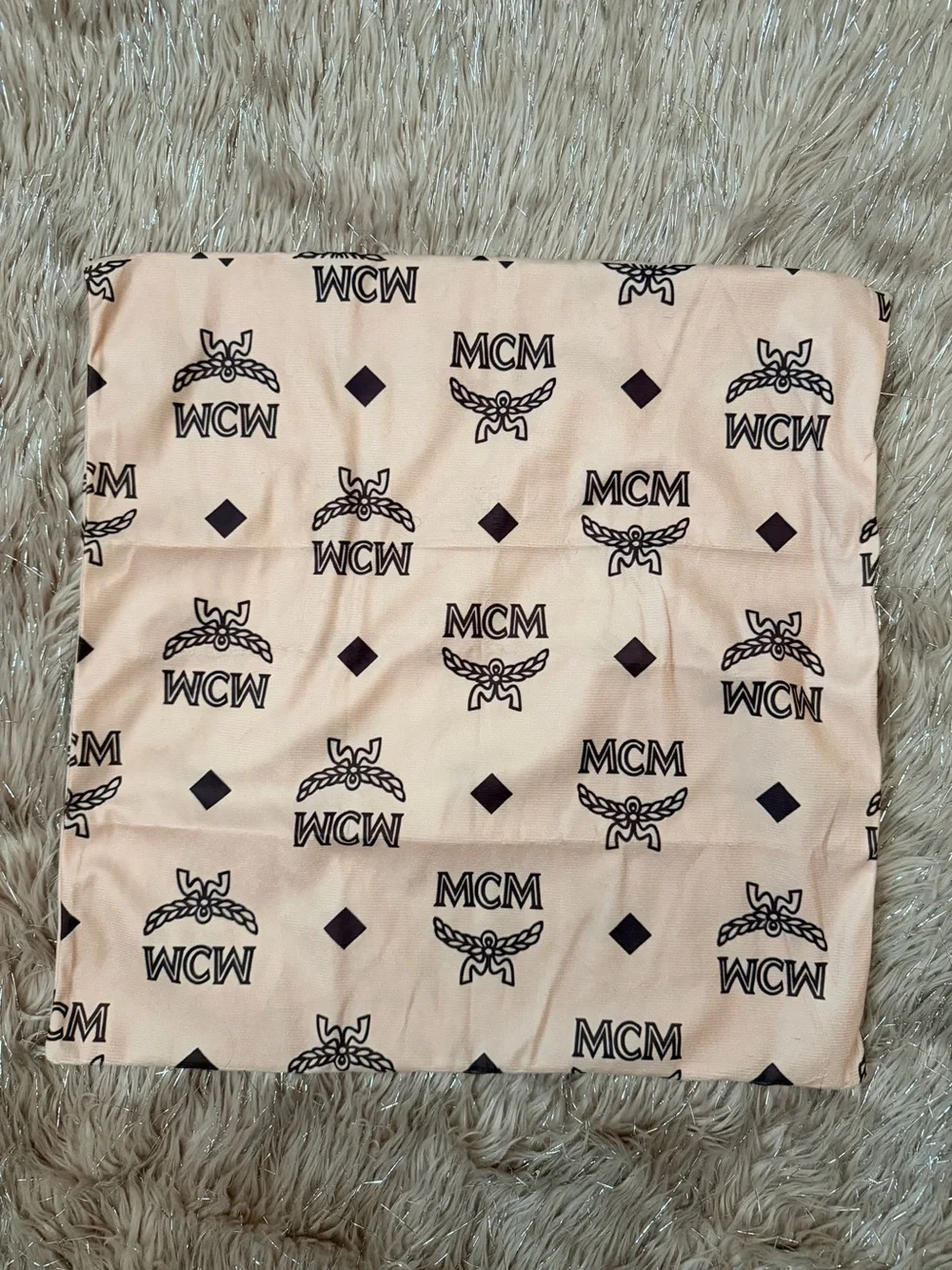 MCM Logo Print square pillow case New